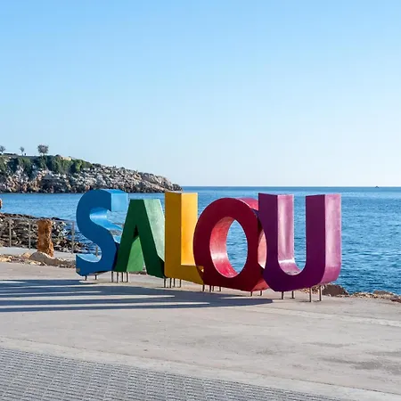 Hauzify I Cala Crancs Σαλού